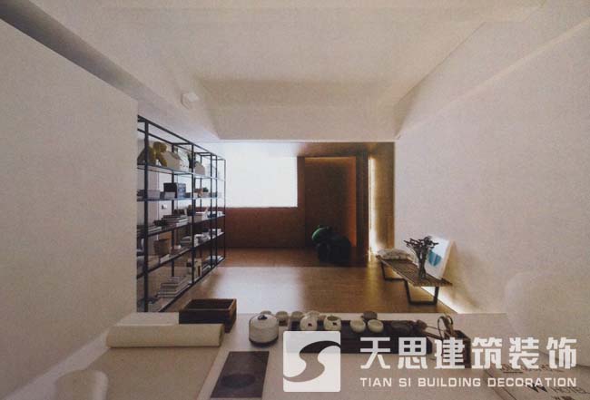 <a href=http://m.miqian.net/ target=_blank class=infotextkey>合肥辦公室裝修</a>側面書架